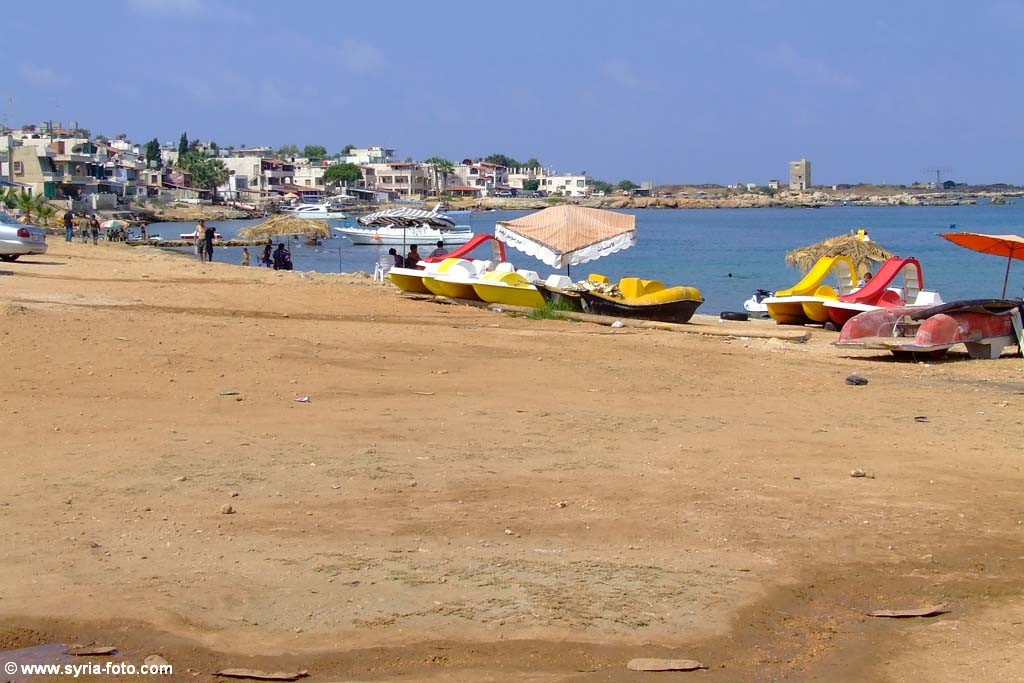 Пляж Blue Beach в районе Латакии на Средиземном море